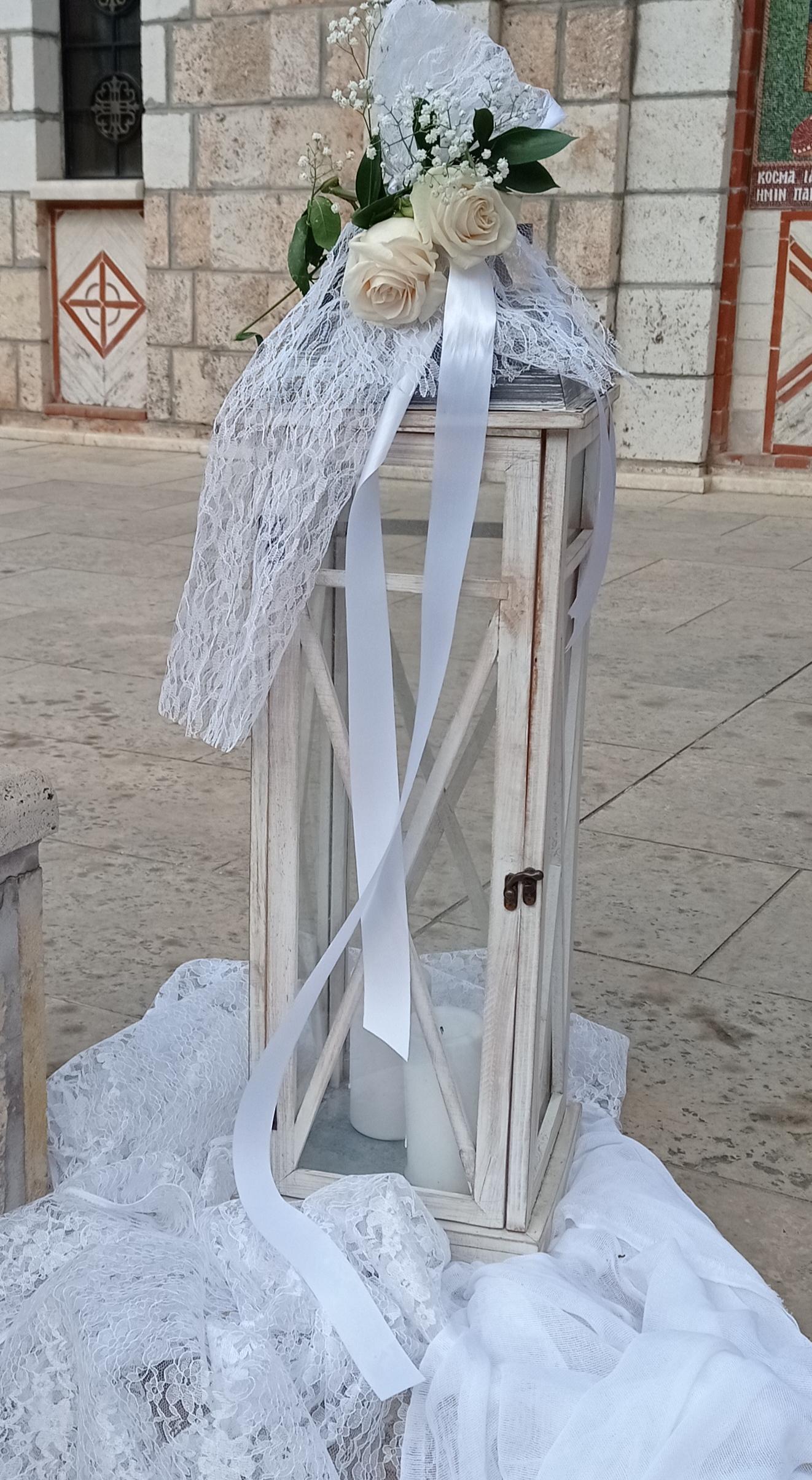 Στολισμός γάμου ρομαντικός στα λευκά - Image 7